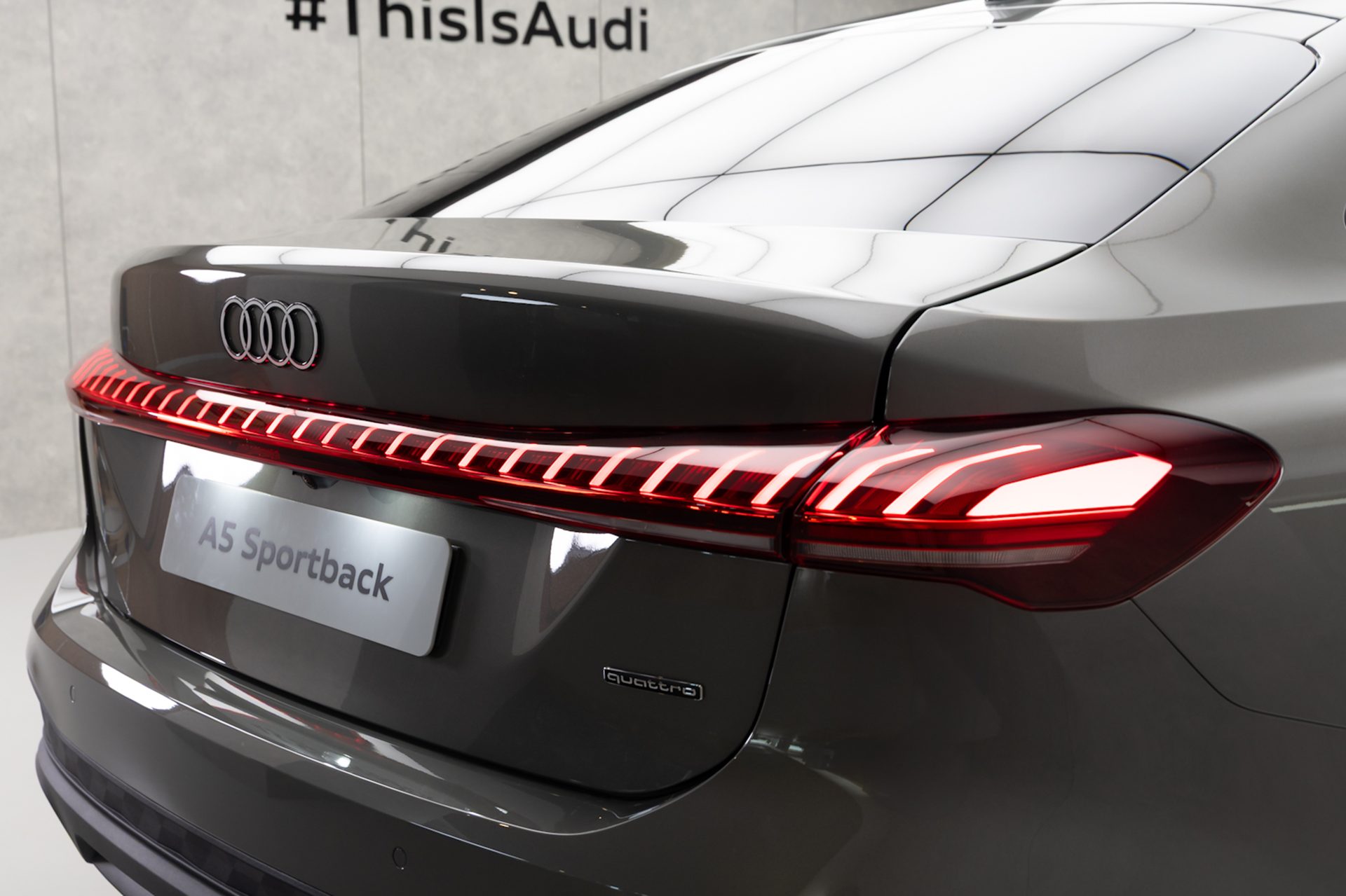 Audi A5 Sportback TFSI e quattro Tech Plus อาวดี้ เอ5 ปี 2025 : ภาพที่ 4