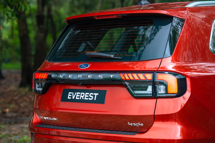 Ford Everest 2.0L Bi-Turbo Titanium+ 4x4 10AT ฟอร์ด เอเวอเรสต์ ปี 2022 : ภาพที่ 6