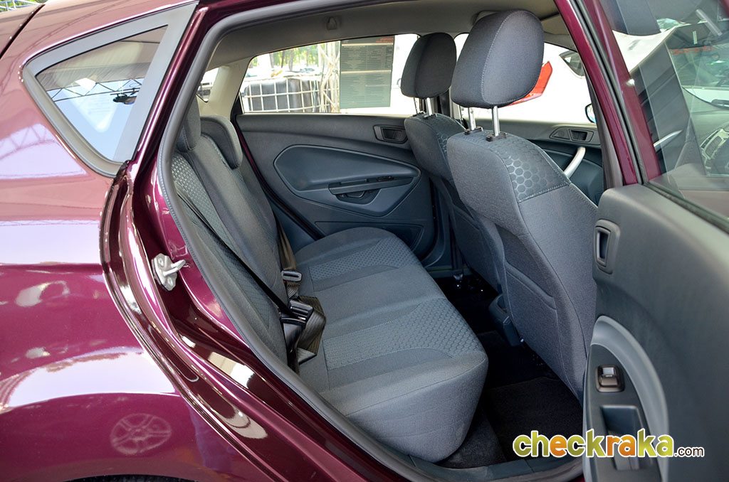 Ford Fiesta 5Dr 1.6 Sport PowerShift ฟอร์ด เฟียสต้า ปี 2010 : ภาพที่ 16