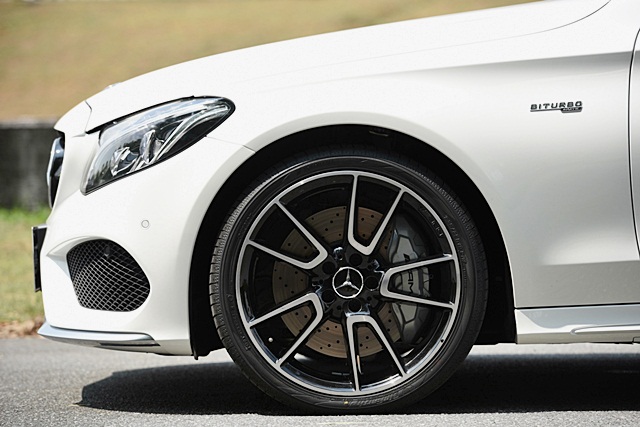 Mercedes-benz AMG C 43 4MATIC Coupe CKD เมอร์เซเดส-เบนซ์ เอเอ็มจี ปี 2018 : ภาพที่ 11