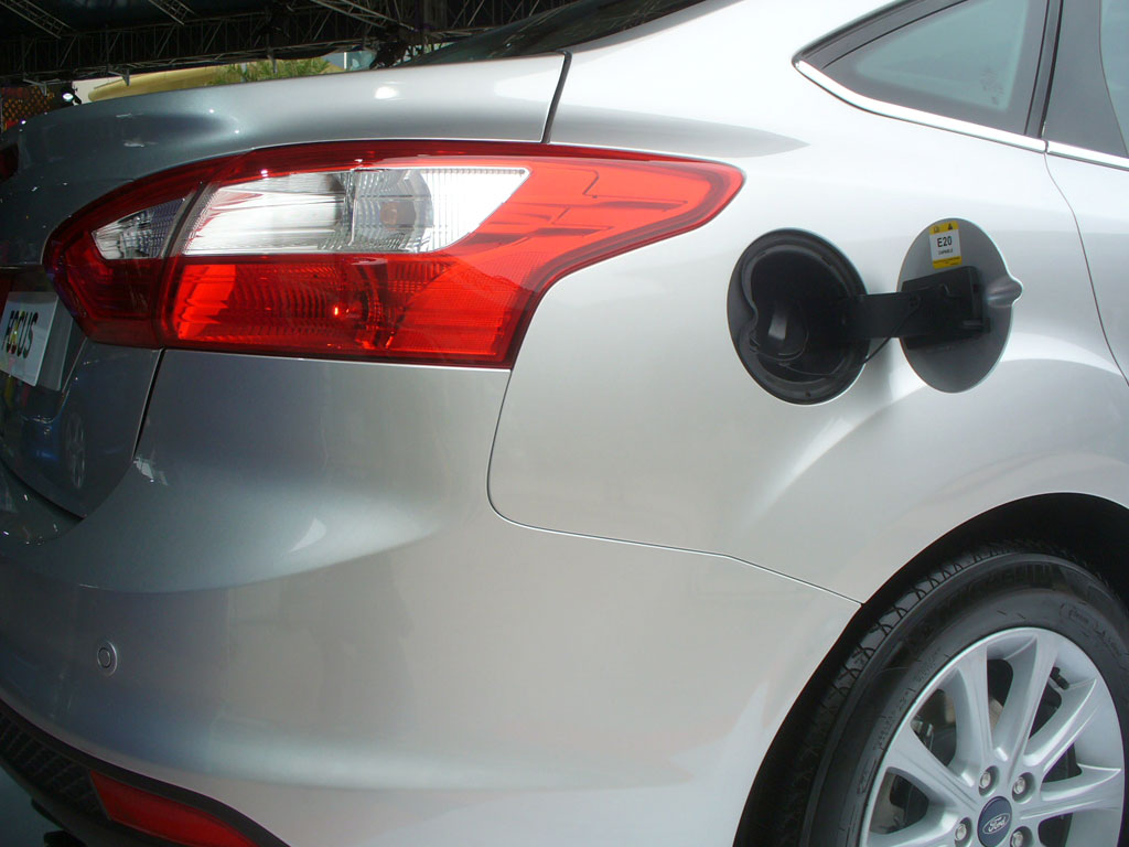 Ford Focus 4Dr 2.0L Ti-VCT GDi Titanium+ PowerShift AT ฟอร์ด โฟกัส ปี 2012 : ภาพที่ 9