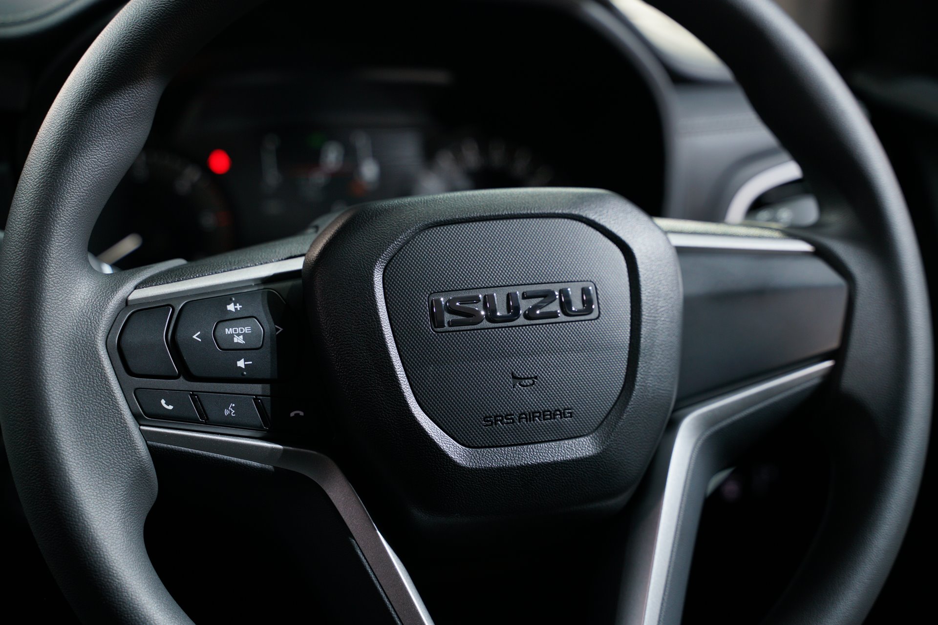 Isuzu MU-X 4x2 2.2 Elegant A/T อีซูซุ ปี 2024 : ภาพที่ 9