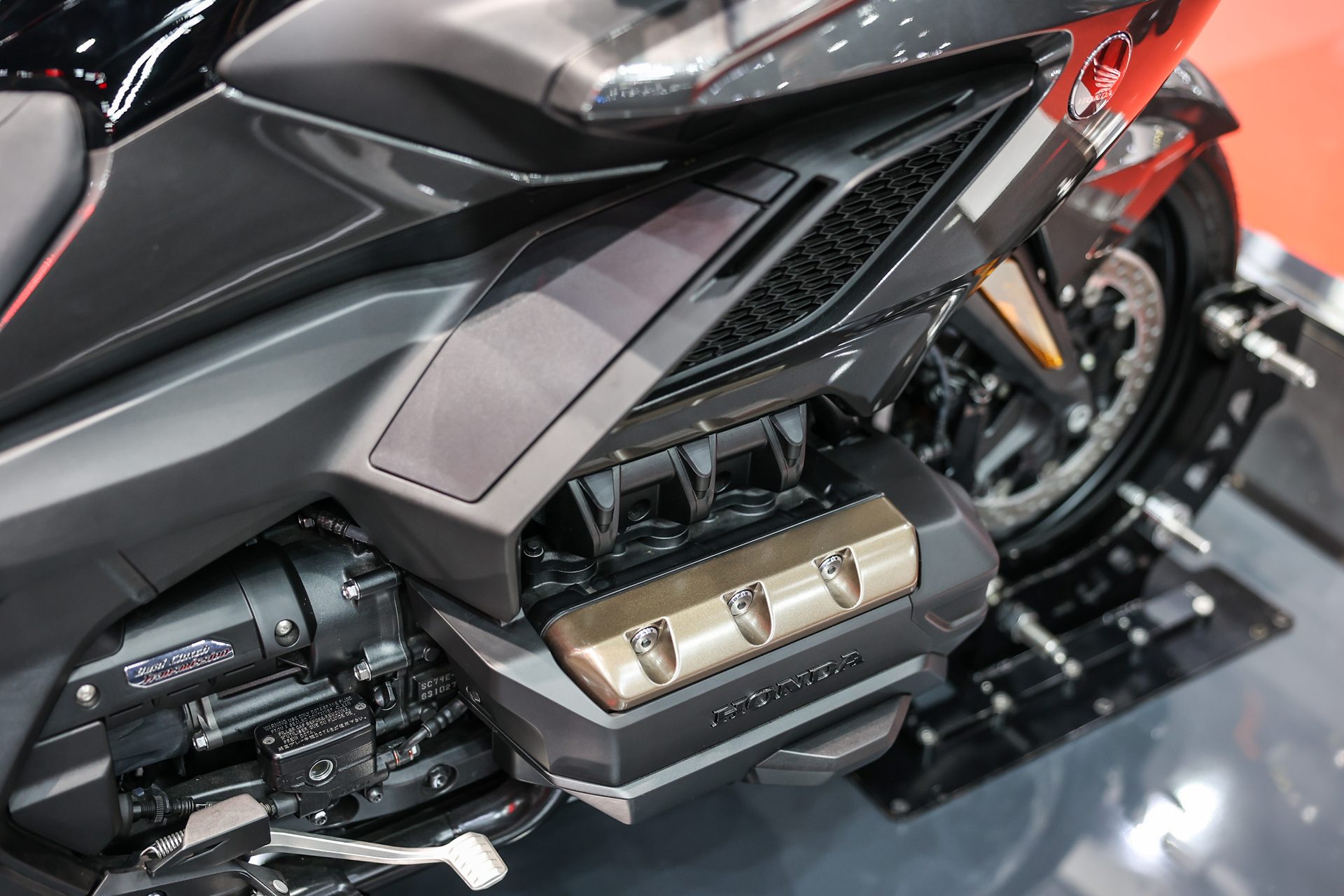 Honda Forza 750 Custom Special Edition ฮอนด้า ปี 2025 : ภาพที่ 3