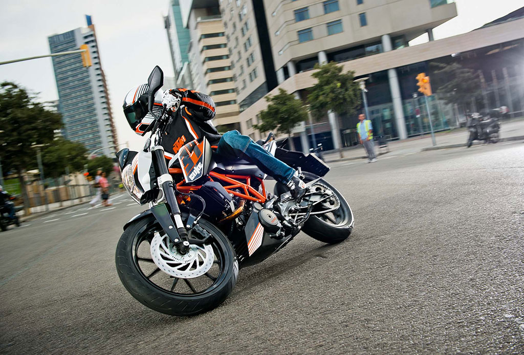 KTM 390 Standard เคทีเอ็ม ปี 2013 : ภาพที่ 3