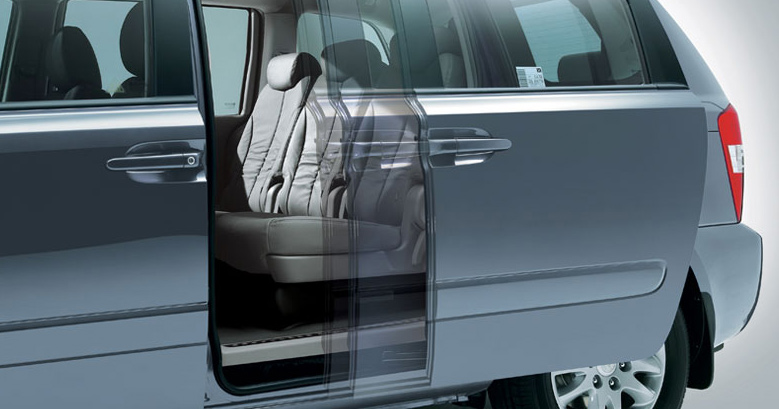 KIA Grand Carnival Touring เกีย แกรนคาร์นิวัล ปี 2009 : ภาพที่ 5