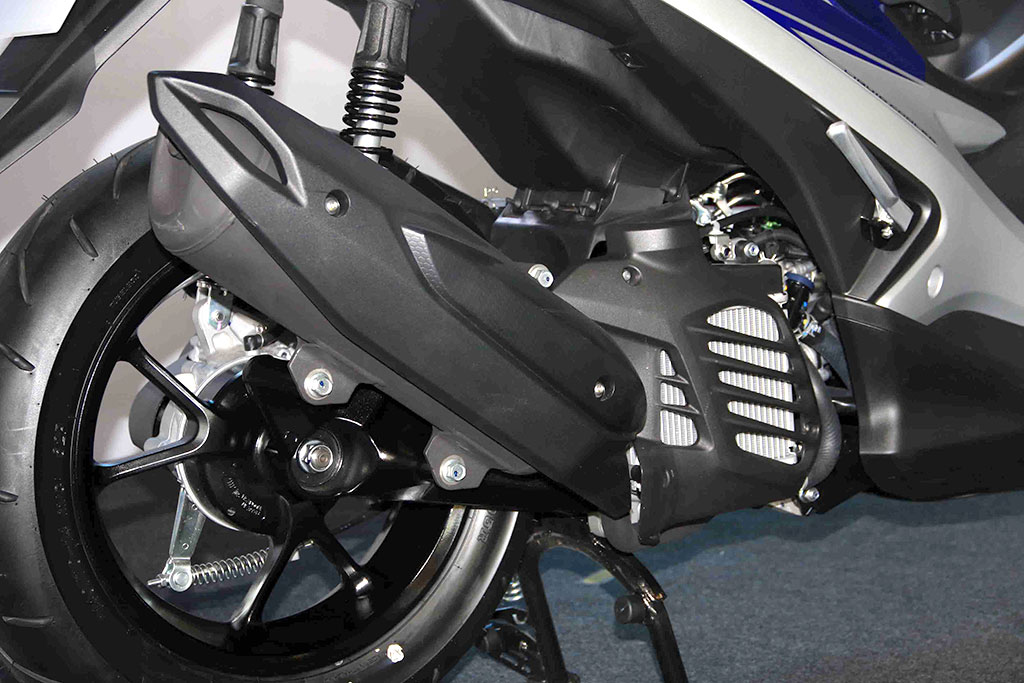 Yamaha Aerox 155 Standard ยามาฮ่า แอร็อกซ์ 155 ปี 2017 : ภาพที่ 8