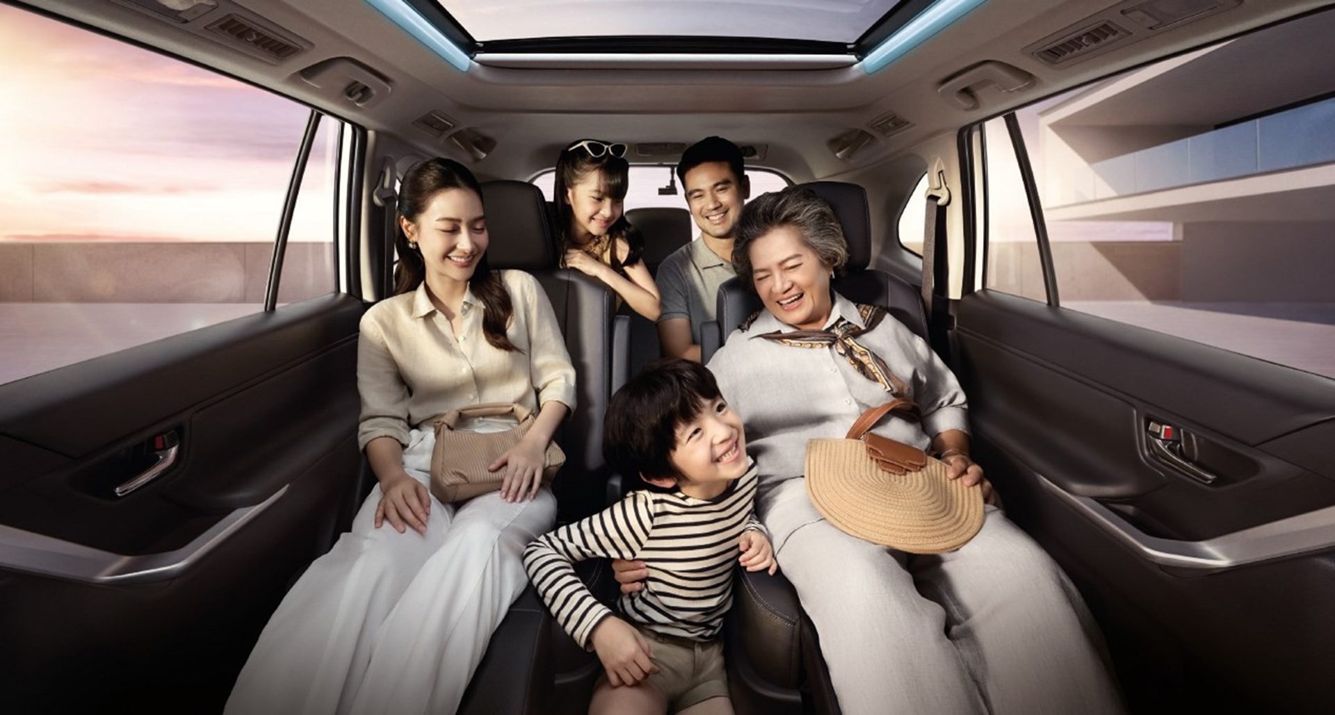 Toyota Innova Zenix HEV Smart โตโยต้า อินโนว่า ปี 2025 : ภาพที่ 5