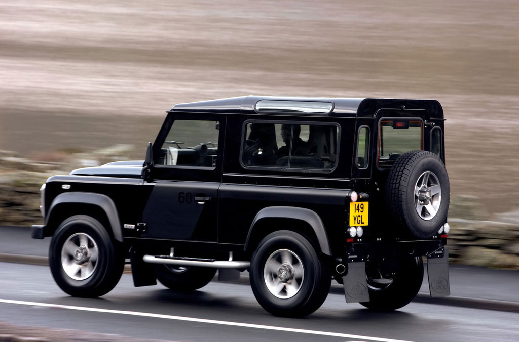 Land Rover Defender 90 SW S แลนด์โรเวอร์ ดิเฟนเดอร์ ปี 2010 : ภาพที่ 2