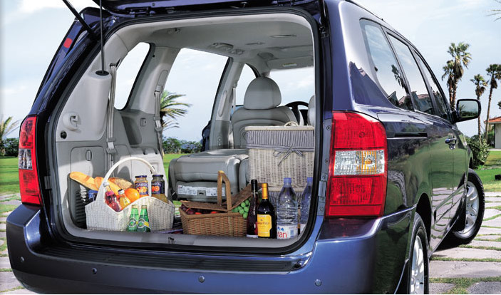 KIA Grand Carnival Touring เกีย แกรนคาร์นิวัล ปี 2009 : ภาพที่ 4