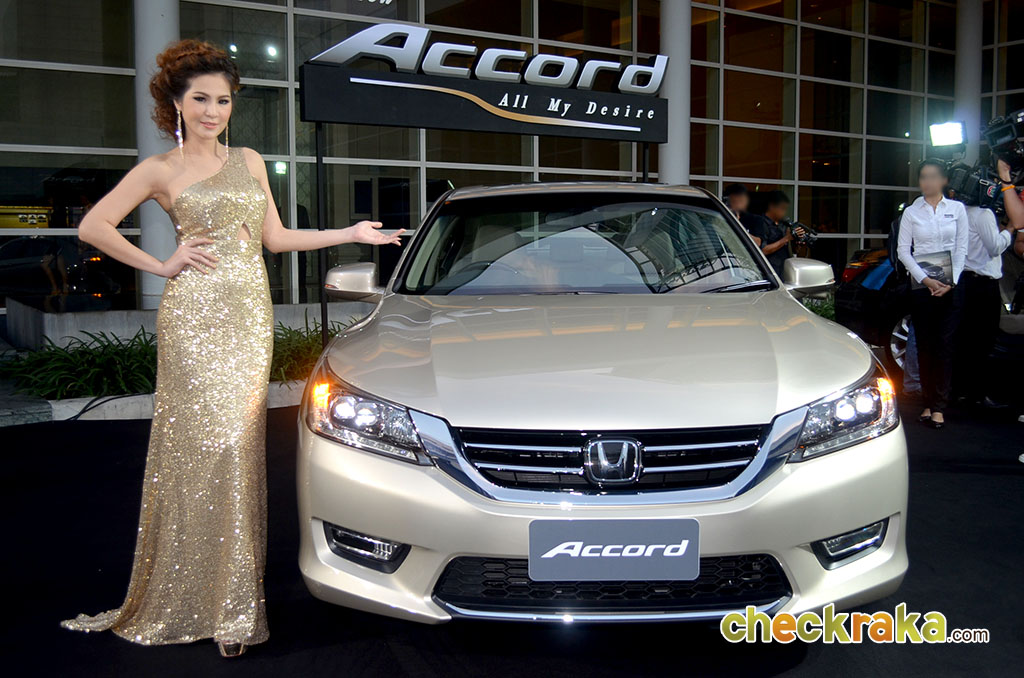Honda Accord 2.4 EL NAVI ฮอนด้า แอคคอร์ด ปี 2013 : ภาพที่ 13