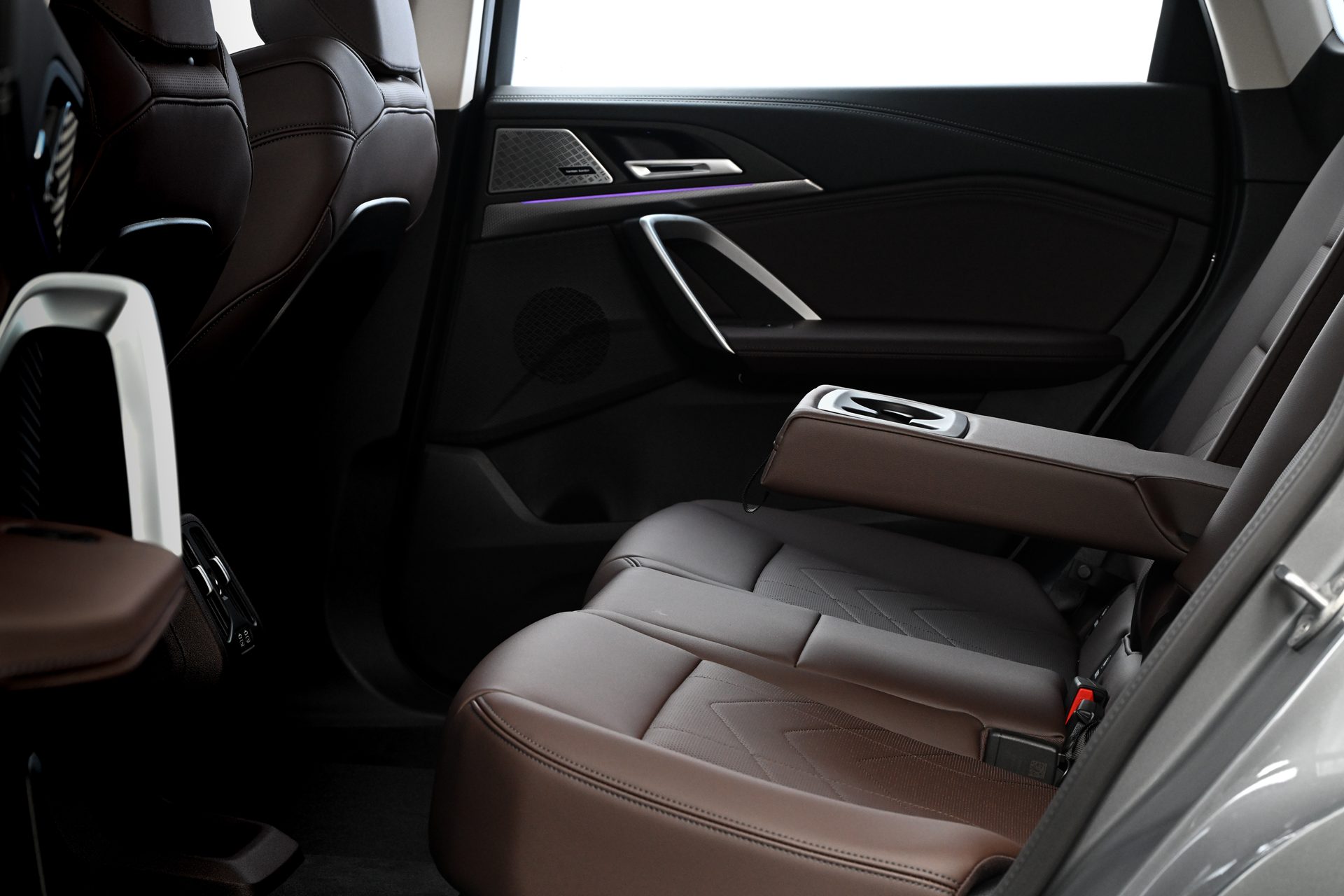 BMW i X1 eDrive20L M Sport บีเอ็มดับเบิลยู ปี 2025 : ภาพที่ 16