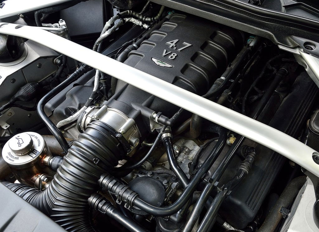 Aston Martin Vantage N430 แอสตัน มาร์ติน ปี 2015 : ภาพที่ 10