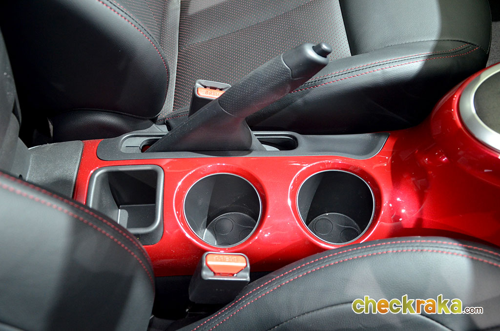 Nissan Juke 1.6 V นิสสัน จู๊ค ปี 2015 : ภาพที่ 11