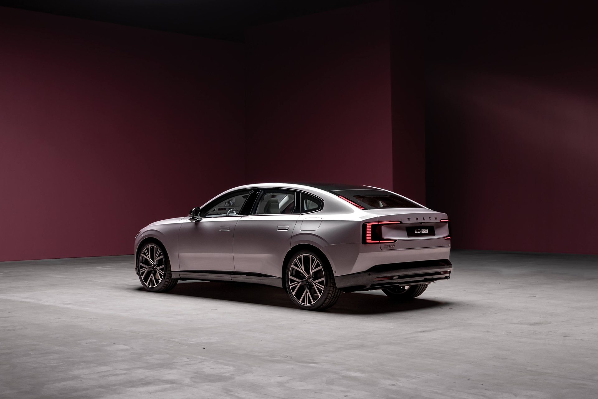 Volvo ES90 Ultra Single Motor Extended Range วอลโว่ ปี 2025 : ภาพที่ 2