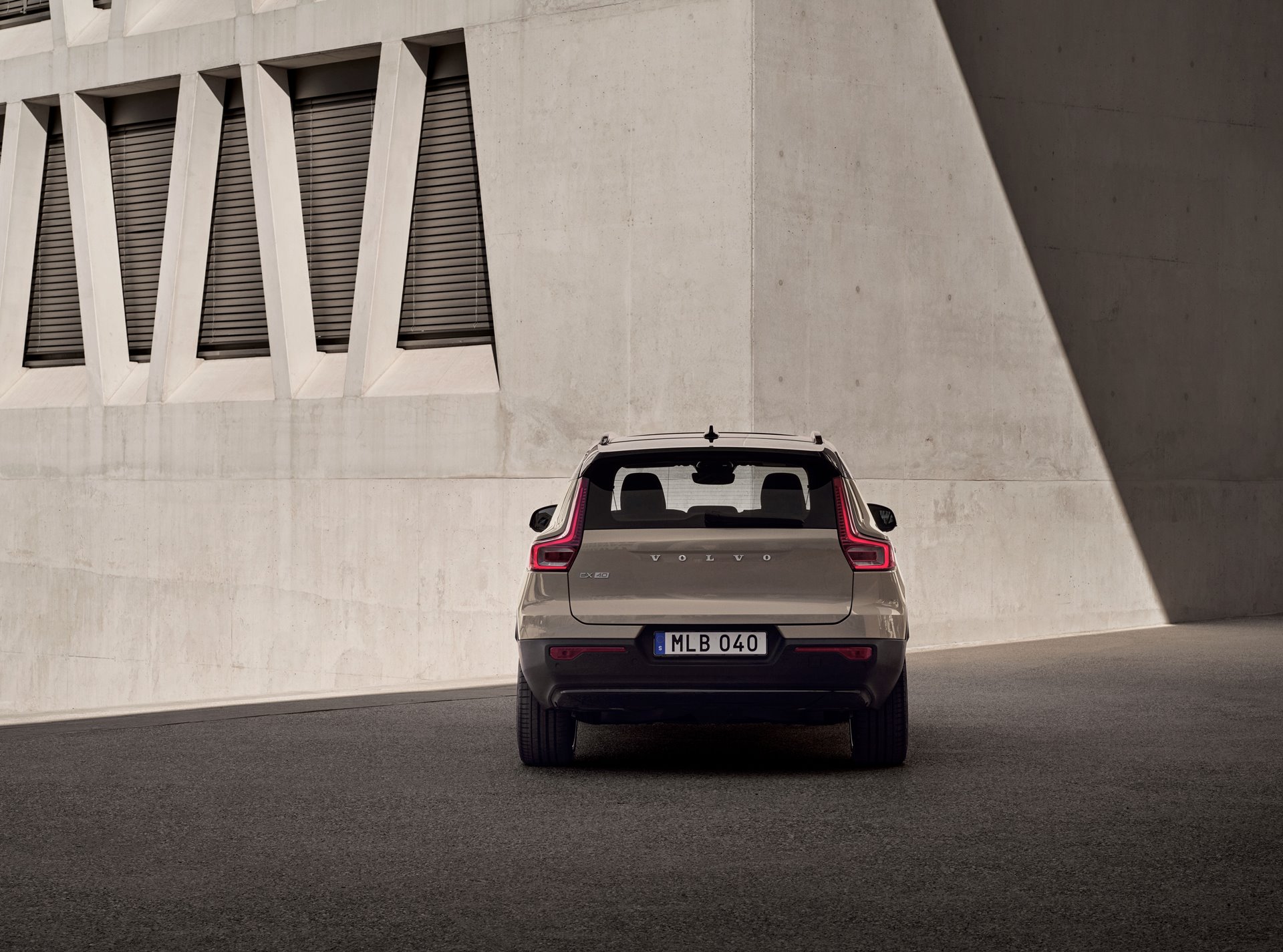 Volvo EX40 Ultra – Twin Motor วอลโว่ ปี 2024 : ภาพที่ 10