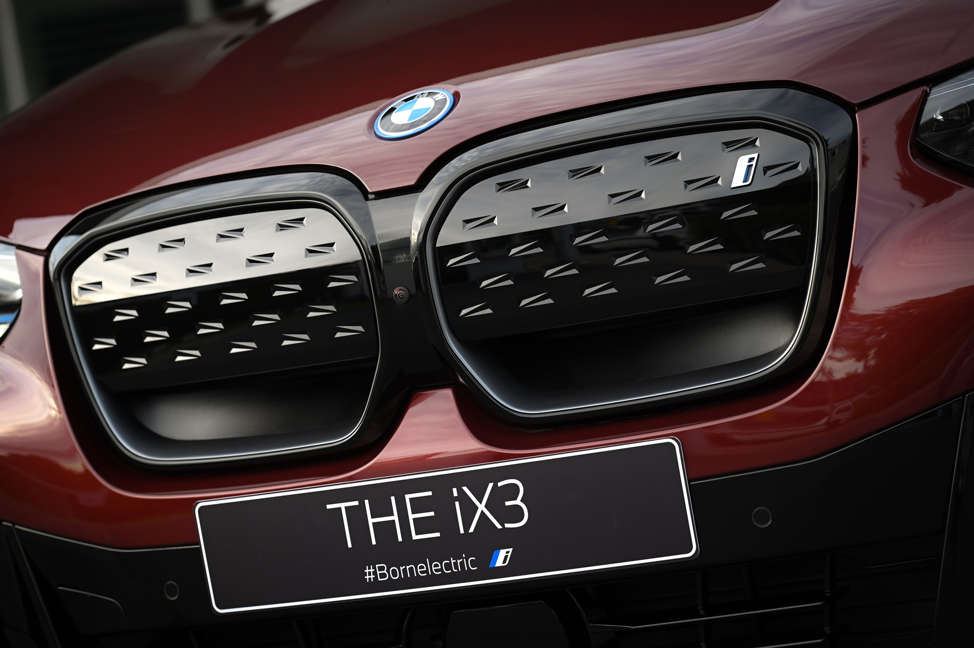 BMW i iX3 M Sport Pro บีเอ็มดับเบิลยู ปี 2023 : ภาพที่ 4
