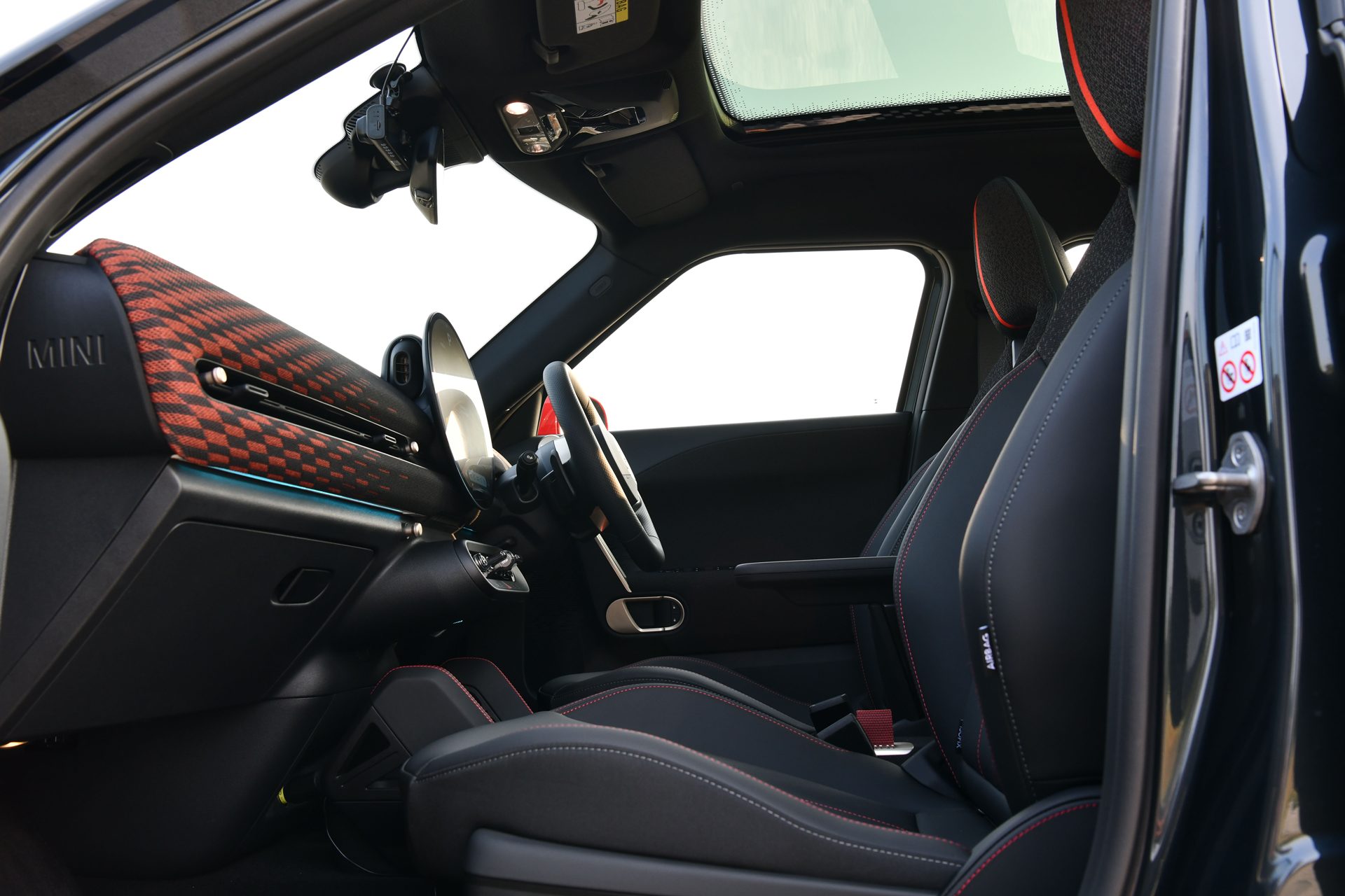 Mini John Cooper Works Aceman Electric มินิ จอห์น คูเปอร์ เวิร์กส์ ปี 2025 : ภาพที่ 11