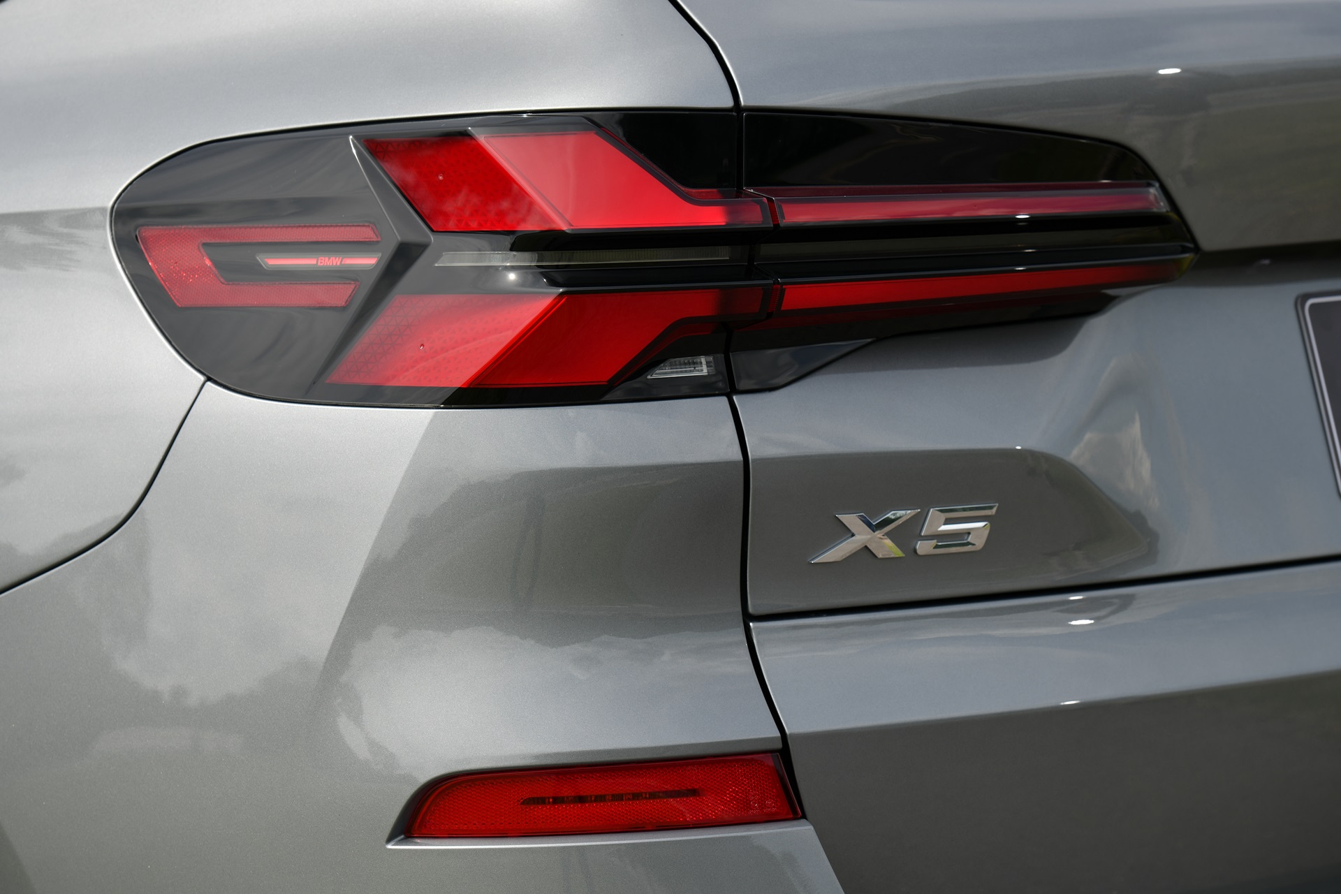 BMW X5 xDrive50e M Sport บีเอ็มดับเบิลยู เอ็กซ์5 ปี 2023 : ภาพที่ 3