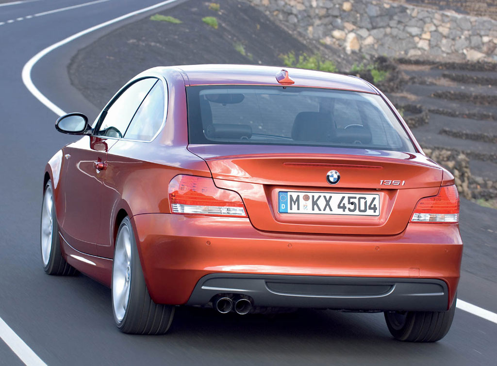 BMW Series 1 120d Coupe บีเอ็มดับเบิลยู ซีรีส์ 1 ปี 2009 : ภาพที่ 4