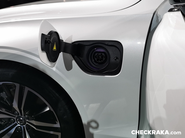 Volvo S60 Recharge Plug-in Hybrid R-Design วอลโว่ เอส60 ปี 2022 : ภาพที่ 14