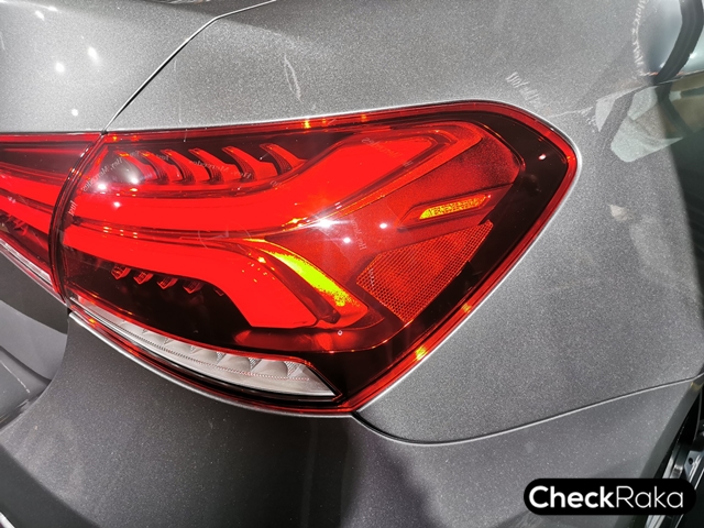 Mercedes-benz A-Class A200 AMG Dynamic เมอร์เซเดส-เบนซ์ เอ-คลาส ปี 2019 : ภาพที่ 5