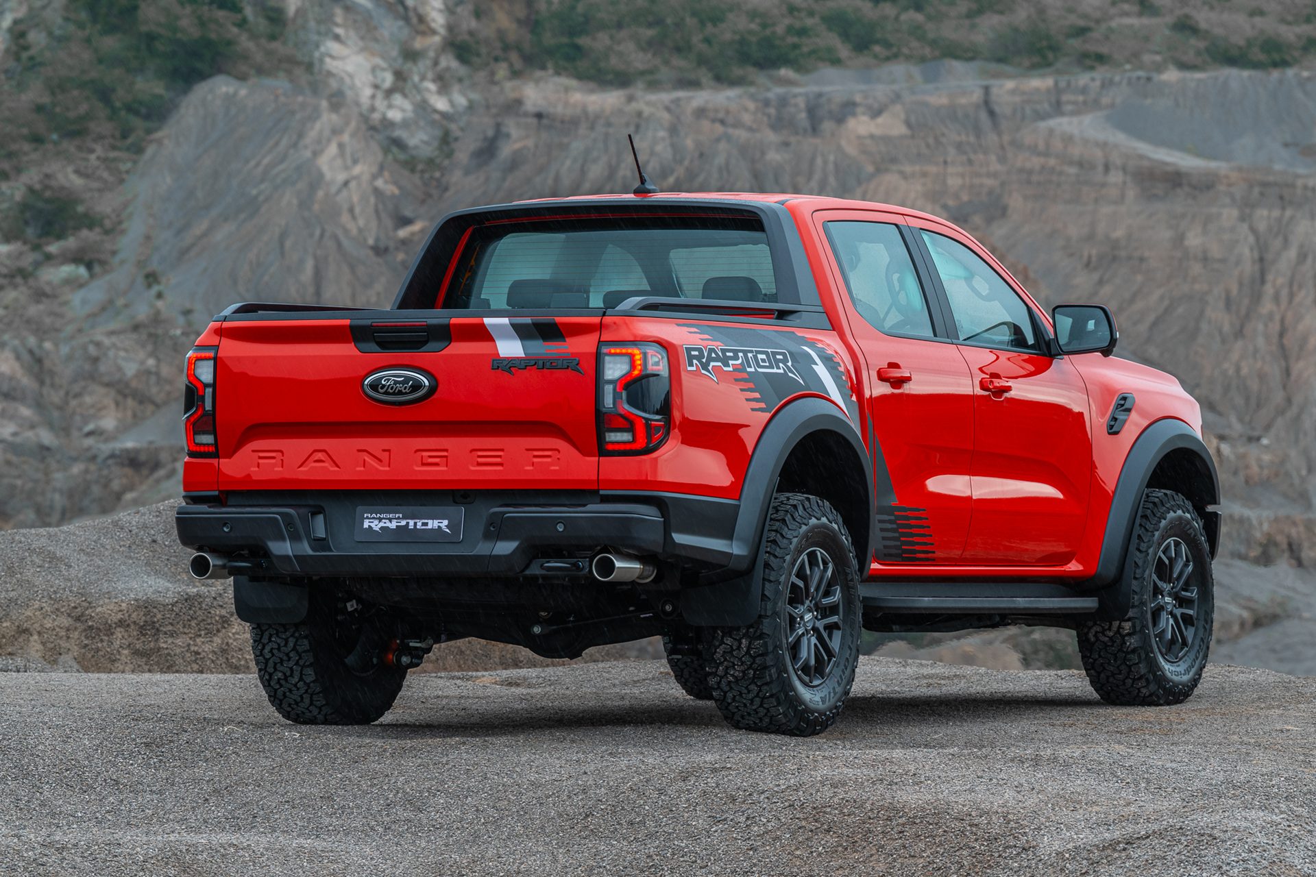 Ford Ranger Double Cab Extra Pack 3.0L V6 EcoBoost Raptor 4X4 10AT ฟอร์ด เรนเจอร์ ปี 2025 : ภาพที่ 2