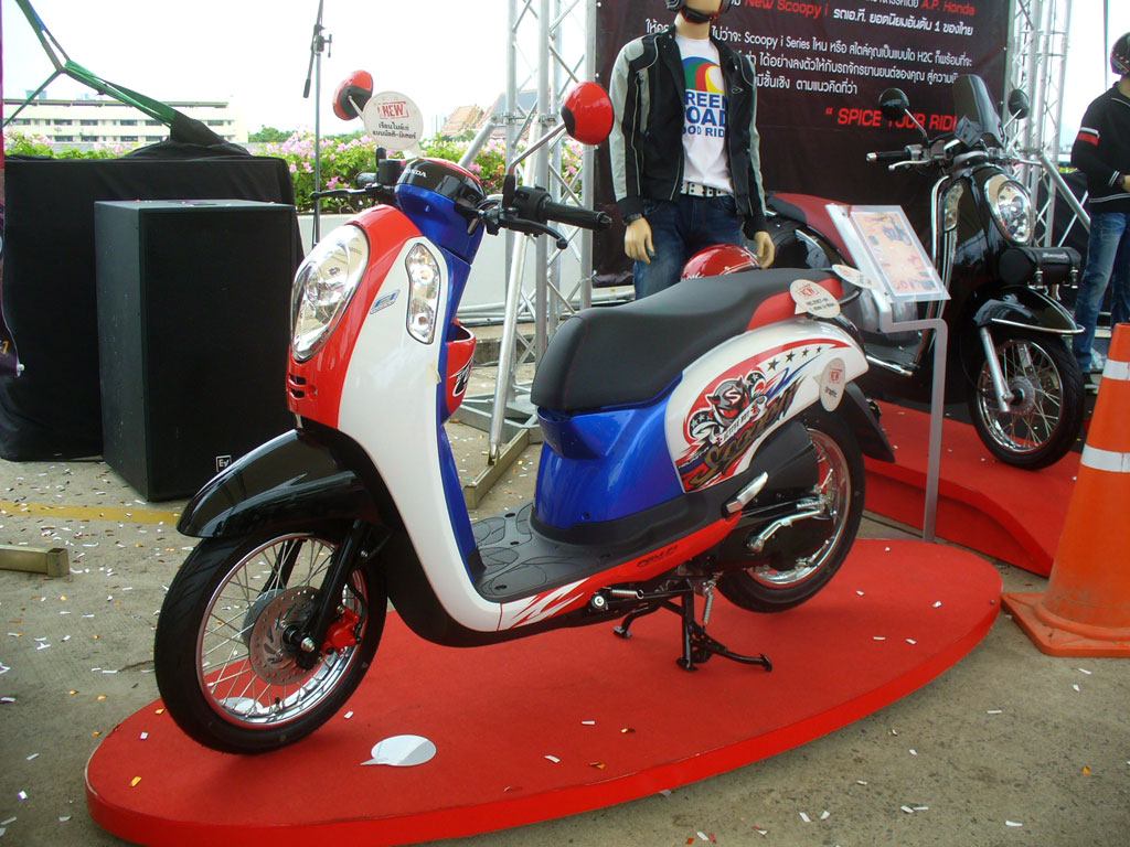 Honda Scoopy i Active Boy 2012 ACF110SFC (2TH) ฮอนด้า สกู้ปปี้ไอ ปี 2012 : ภาพที่ 7