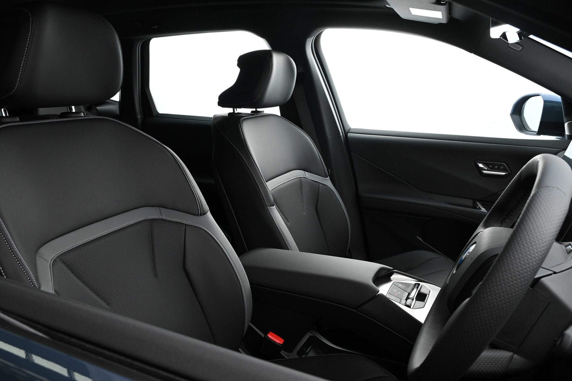 BMW i iX3 50 xDrive M Sport บีเอ็มดับเบิลยู ปี 2026 : ภาพที่ 9