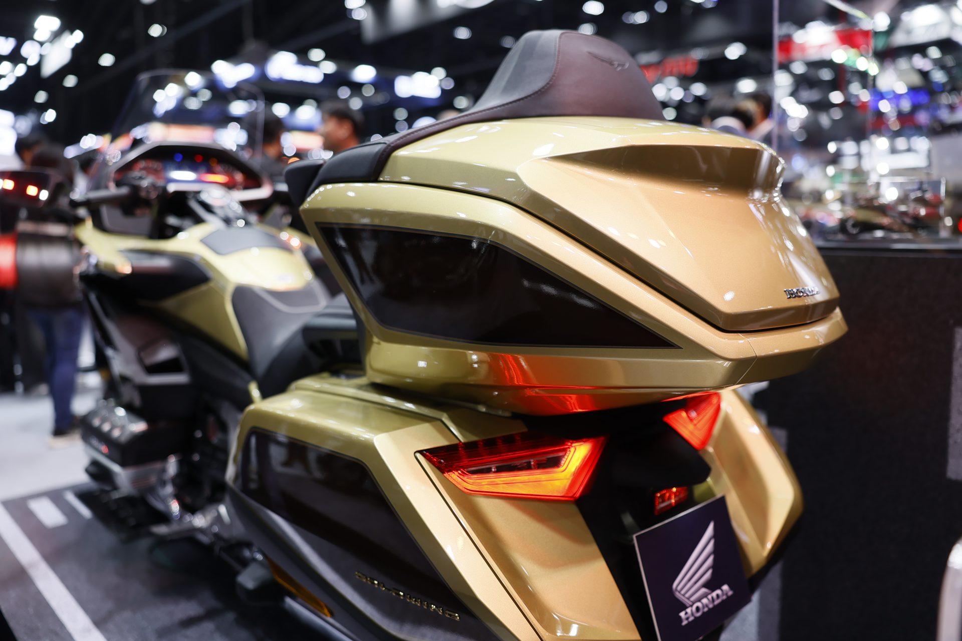 Honda Goldwing 50th Anniversary Edition ฮอนด้า โกล์ดวิง ปี 2025 : ภาพที่ 8
