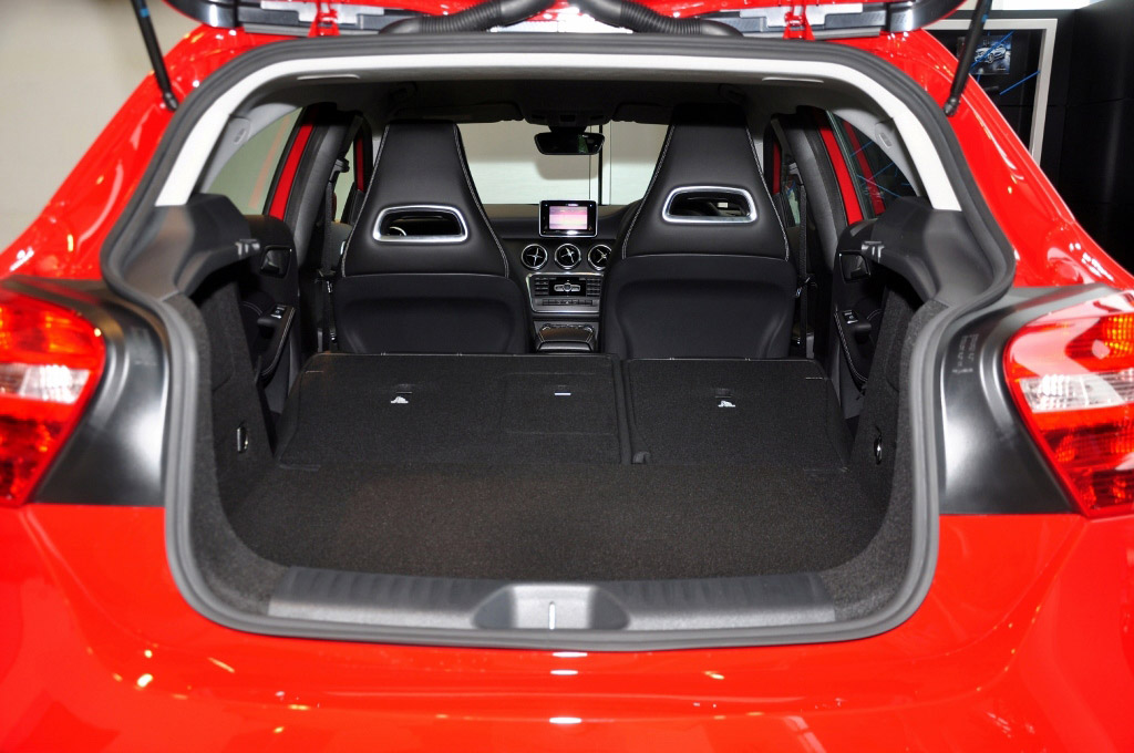 Mercedes-benz A-Class A 180 Style เมอร์เซเดส-เบนซ์ เอ-คลาส ปี 2012 : ภาพที่ 7