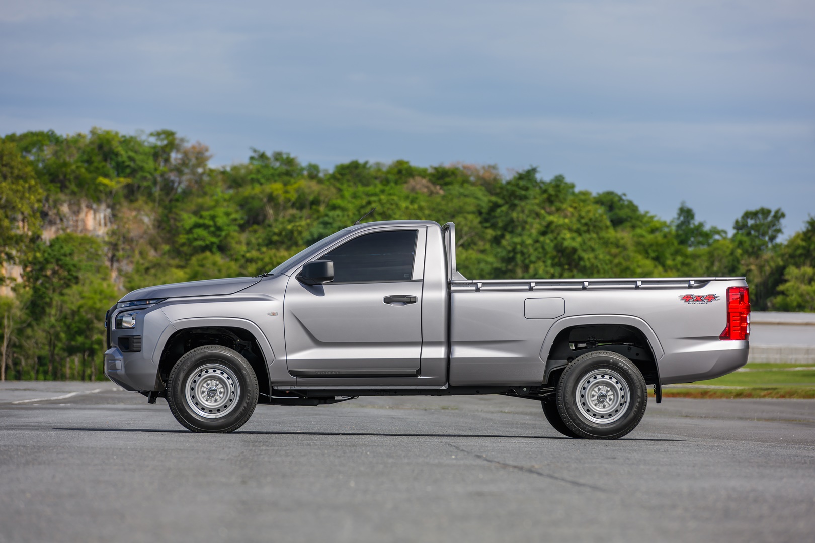 Mitsubishi Triton Single Cab 2.4 Pro 4WD AT มิตซูบิชิ ไทรทัน ปี 2025 : ภาพที่ 3