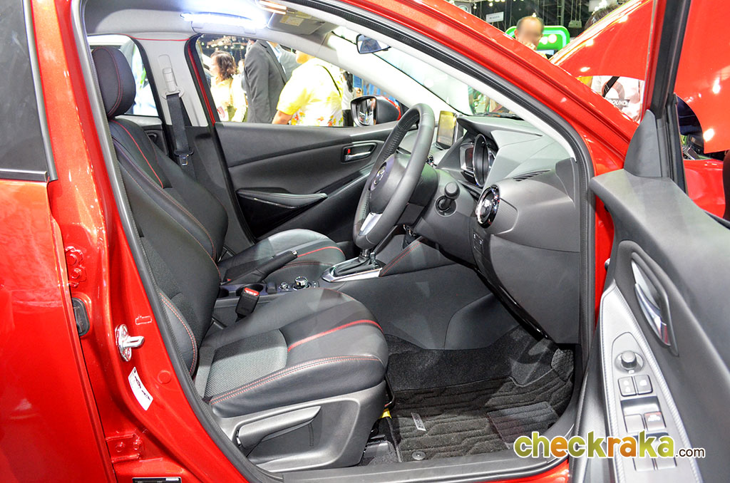 Mazda 2 Sports XD High Plus AT มาสด้า ปี 2014 : ภาพที่ 10