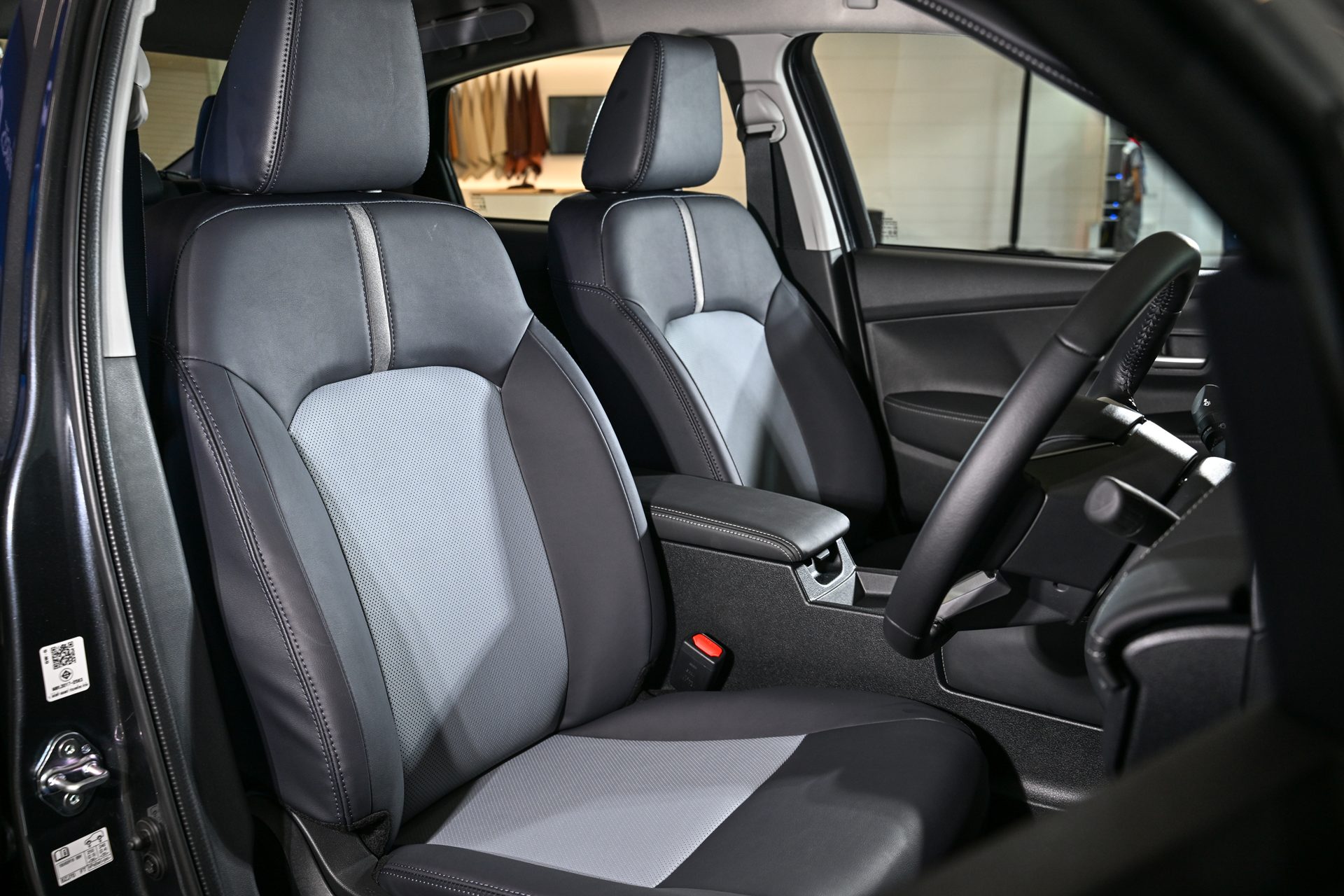 Toyota Yaris ATIV HEV Premium โตโยต้า ยาริส ปี 2025 : ภาพที่ 12