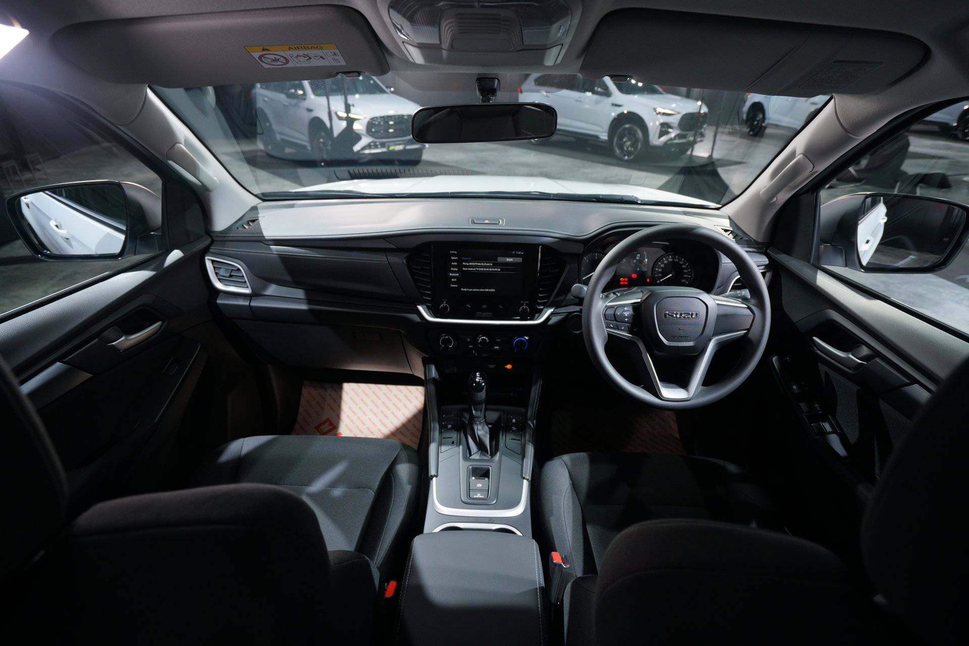 Isuzu MU-X 4x2 3.0 Elegant A/T อีซูซุ ปี 2024 : ภาพที่ 8