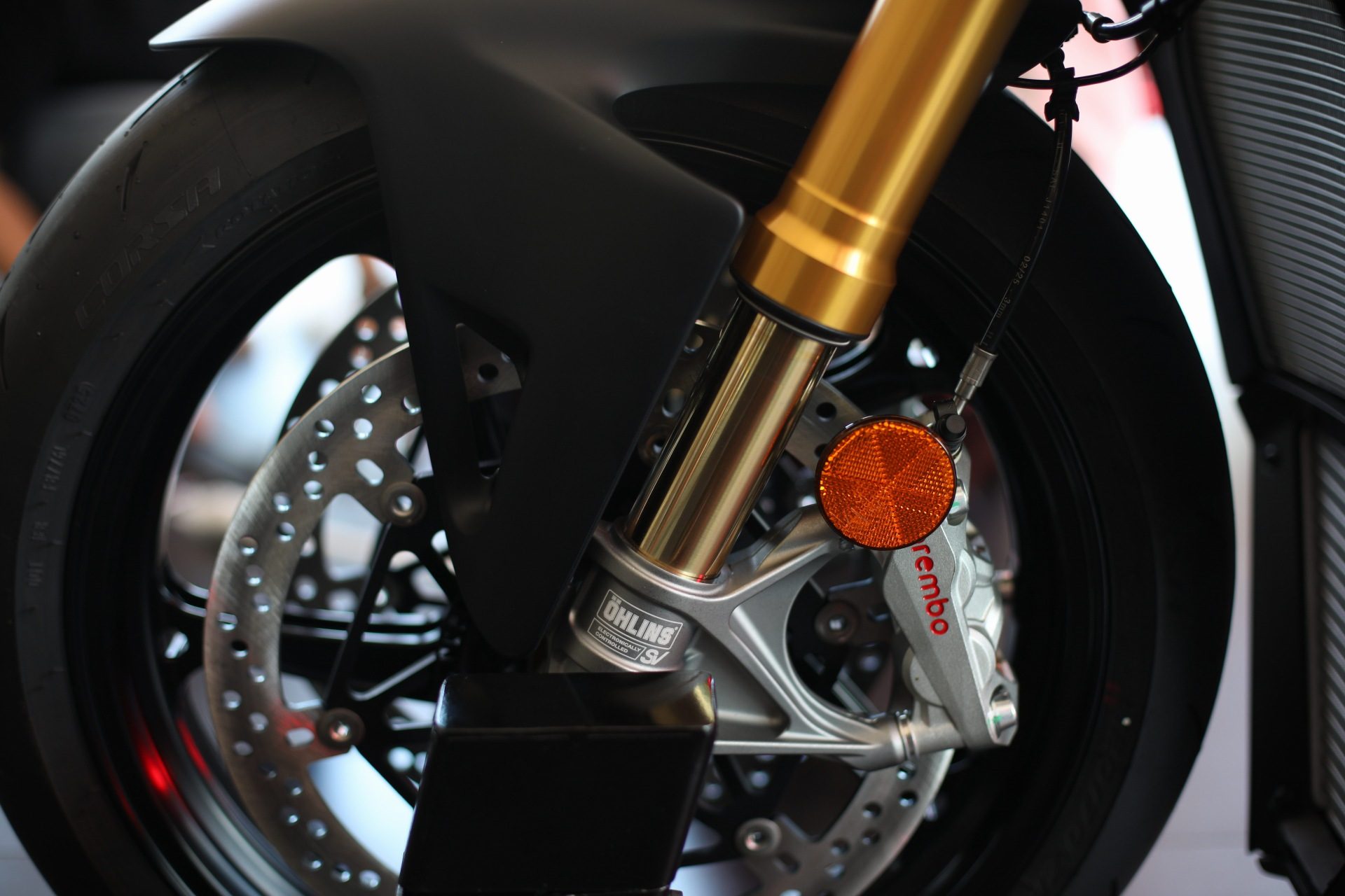 Ducati Streetfighter V4S ดูคาติ สตรีตไฟเตอร์ ปี 2025 : ภาพที่ 3