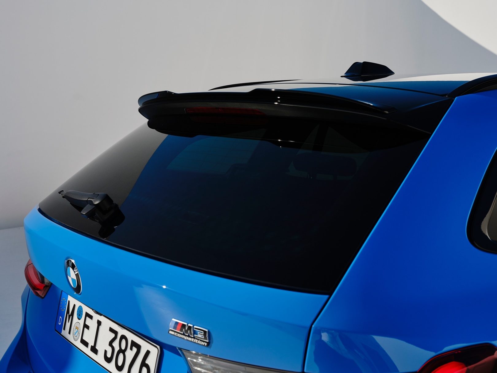 BMW M3 Competition M xDrive Touring Ceramic Brake บีเอ็มดับเบิลยู เอ็ม3 ปี 2025 : ภาพที่ 14