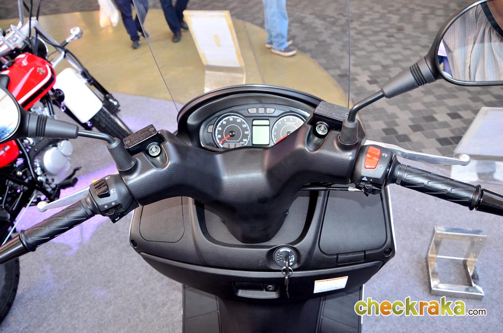 Suzuki Burgman 200 ABS ซูซูกิ ปี 2017 : ภาพที่ 13