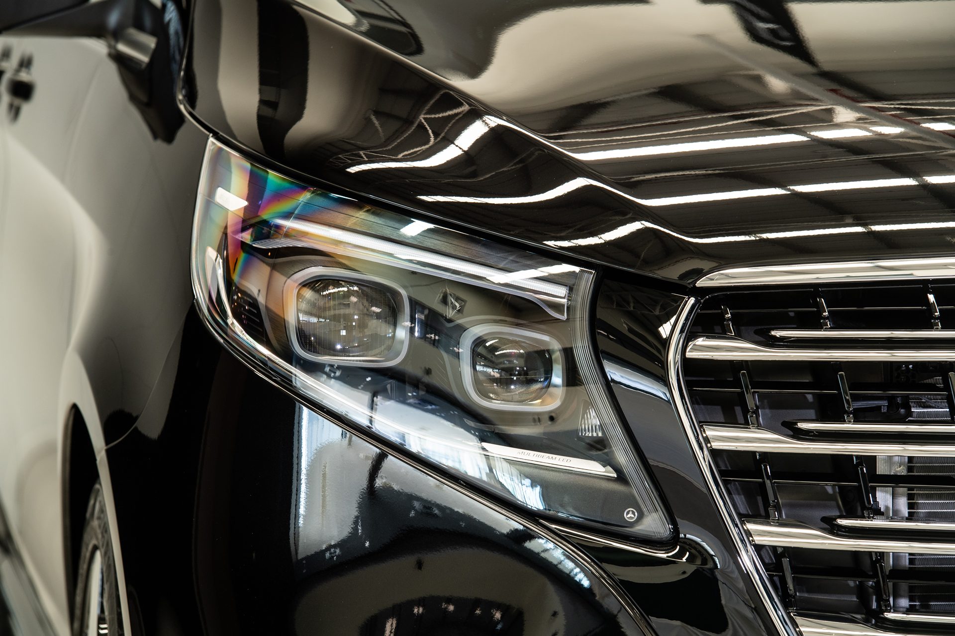 Mercedes-benz V-Class V 300 d Exclusive เมอร์เซเดส-เบนซ์ วี-คลาส ปี 2024 : ภาพที่ 2