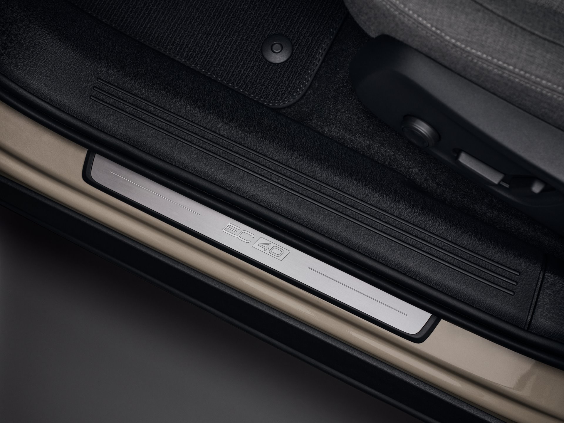 Volvo EC40 Ultra – Twin Motor วอลโว่ ปี 2024 : ภาพที่ 15