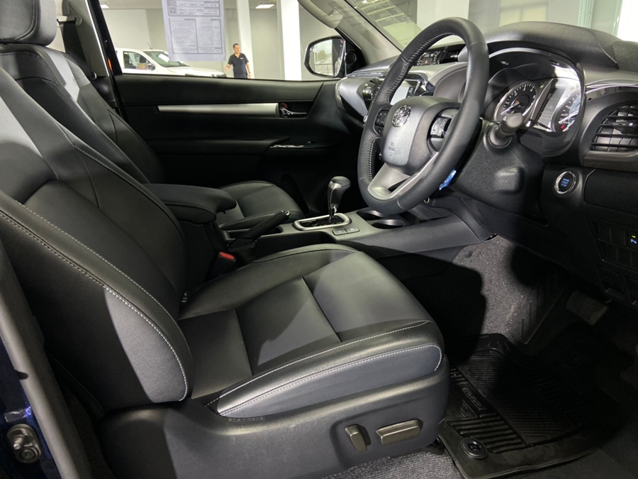 Toyota Revo Smart Cab Prerunner 2X4 2.4 Entry AT โตโยต้า รีโว่ ปี 2022 : ภาพที่ 7