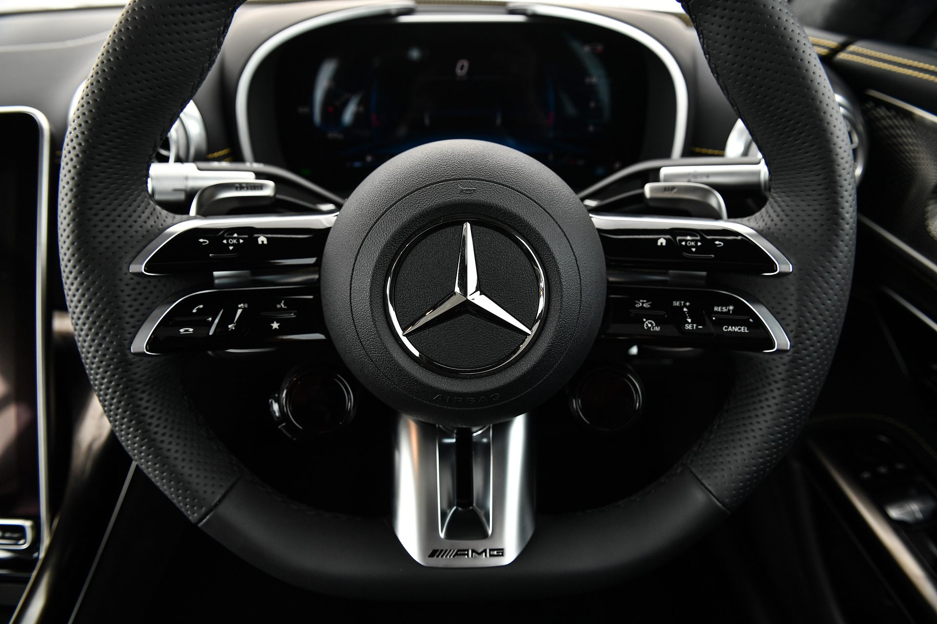 Mercedes-benz AMG GT 63 4MATIC+ เมอร์เซเดส-เบนซ์ เอเอ็มจี ปี 2025 : ภาพที่ 14