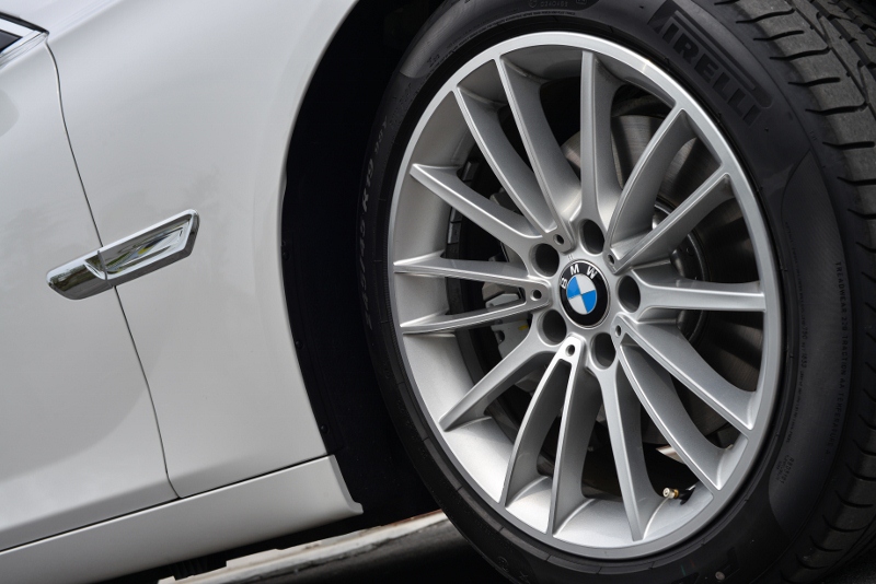 BMW Series 7 730Ld บีเอ็มดับเบิลยู ซีรีส์7 ปี 2010 : ภาพที่ 5