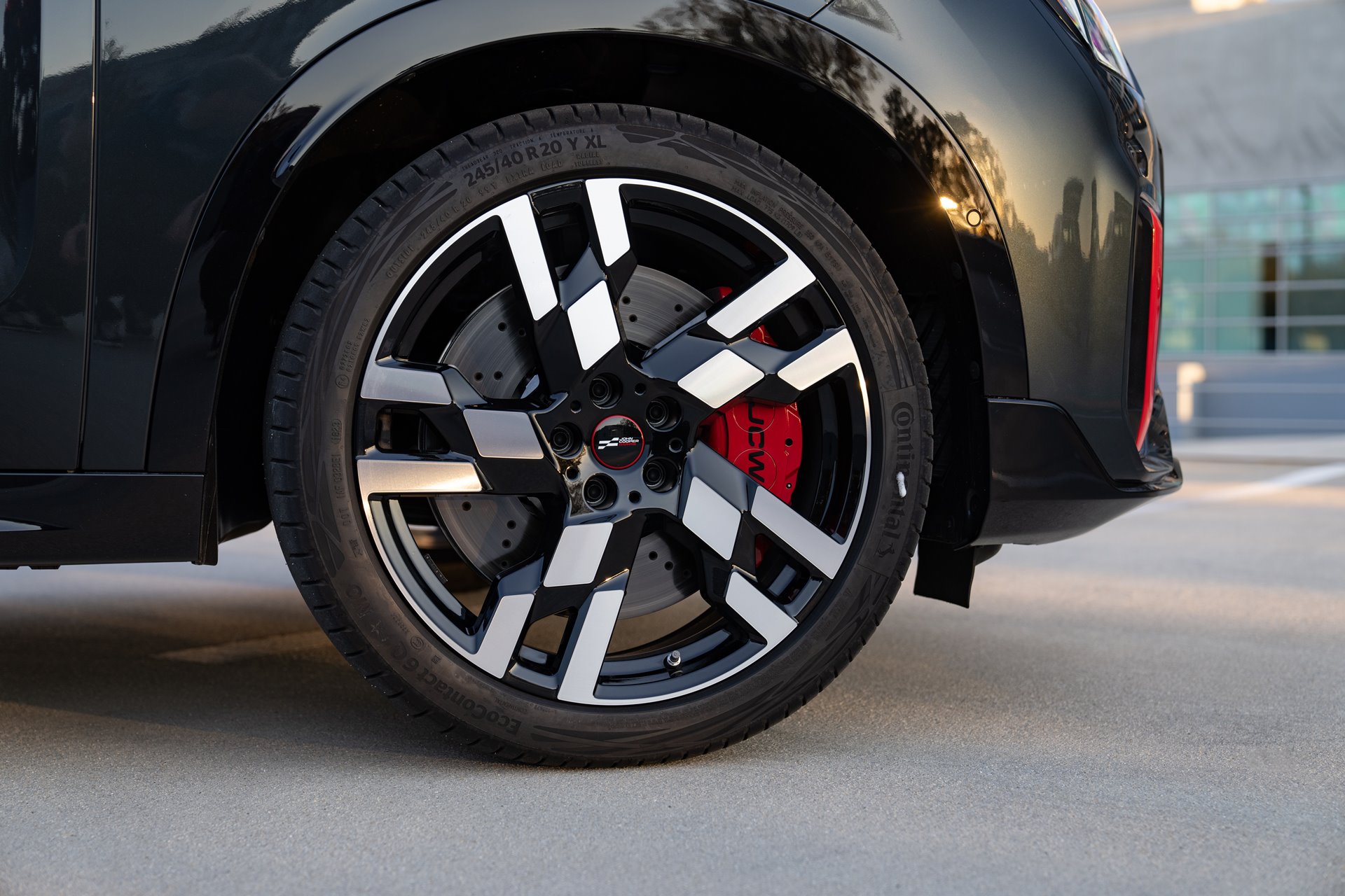 Mini John Cooper Works Countryman ALL4 มินิ จอห์น คูเปอร์ เวิร์กส์ ปี 2024 : ภาพที่ 9