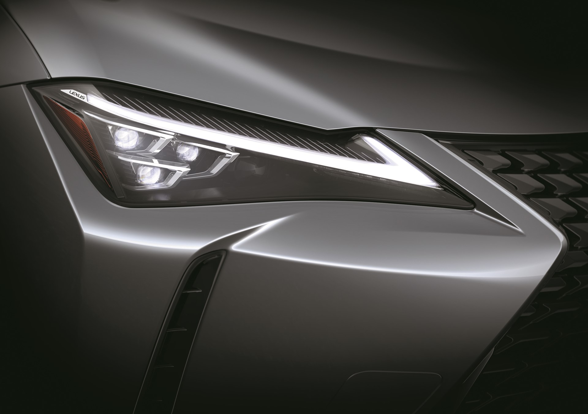 Lexus UX 300h F Sport เลกซัส ปี 2024 : ภาพที่ 3