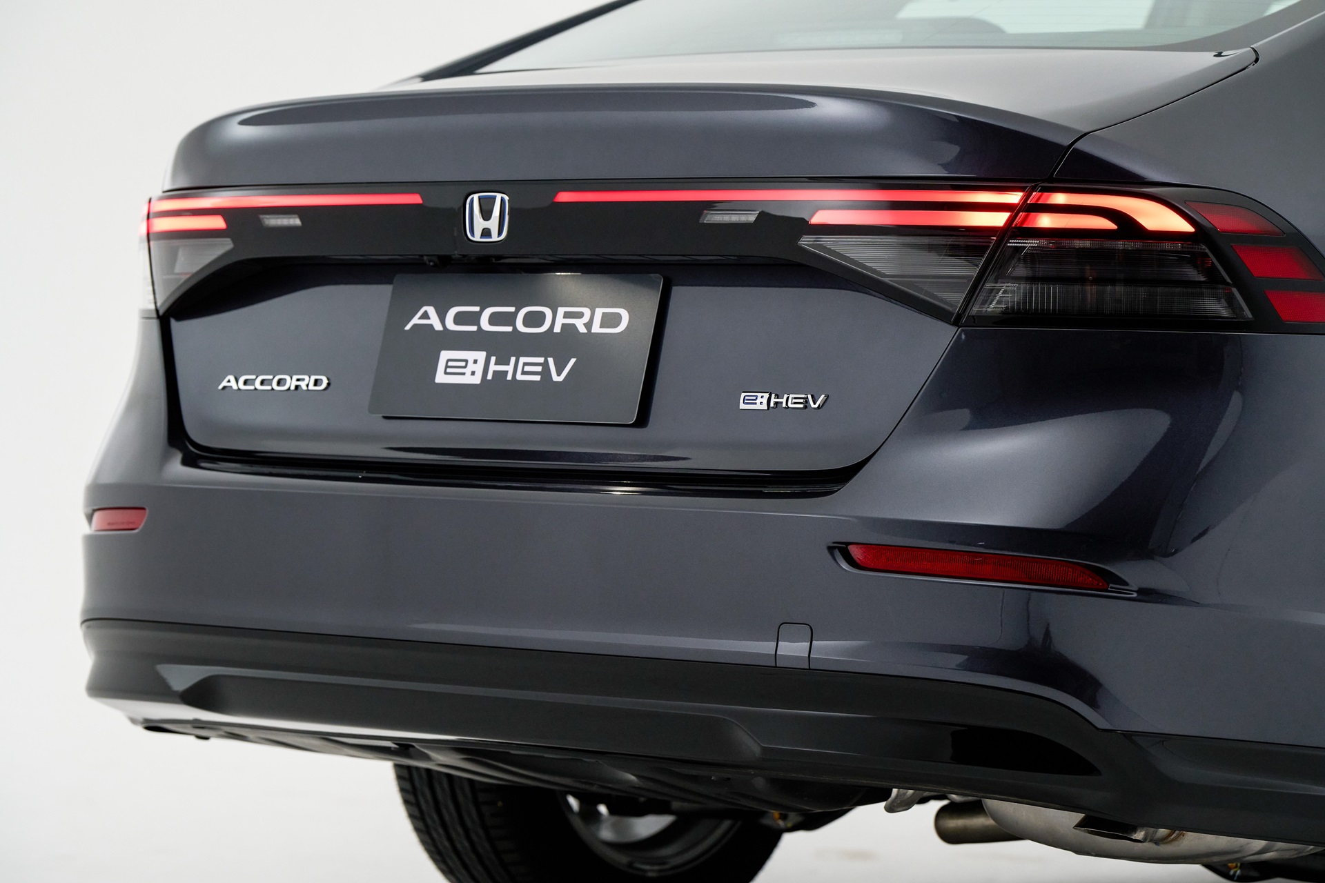Honda Accord e:HEV E ฮอนด้า แอคคอร์ด ปี 2023 : ภาพที่ 3