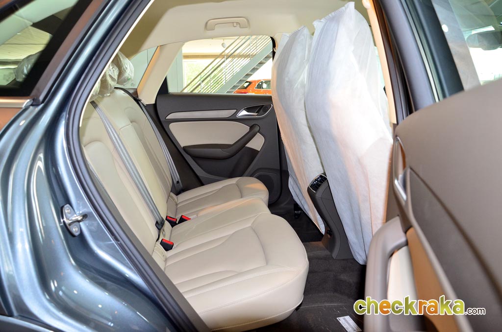 Audi Q3 2.0 TFSI quattro อาวดี้ คิว3 ปี 2012 : ภาพที่ 13