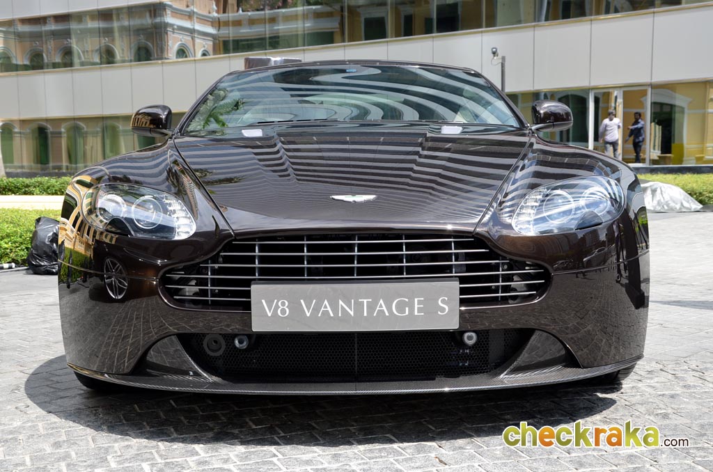 Aston Martin V8 Vantage S แอสตัน มาร์ติน วี8 ปี 2013 : ภาพที่ 7