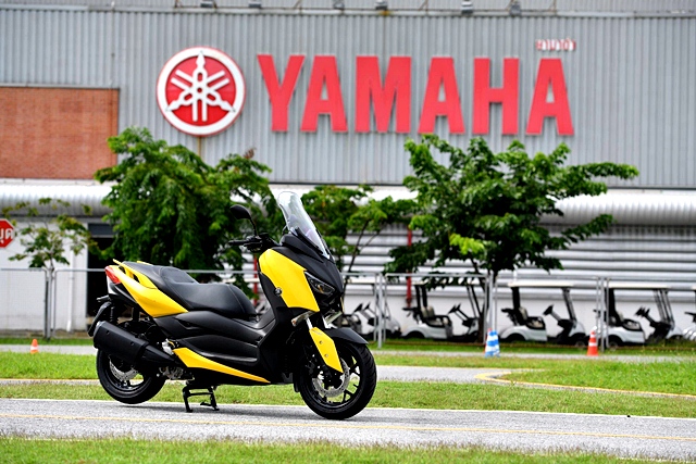 Yamaha XMAX 300 ยามาฮ่า ปี 2017 : ภาพที่ 2