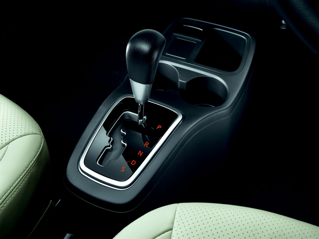 Mitsubishi Attrage GLS CVT มิตซูบิชิ แอททราจ ปี 2013 : ภาพที่ 12