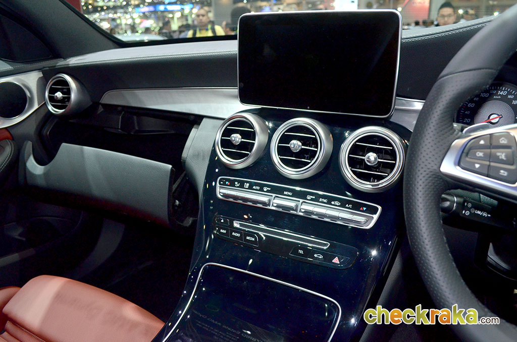 Mercedes-benz C-Class C 300 BlueTEC Hybrid Estate AMG Dynamic เมอร์เซเดส-เบนซ์ ซี-คลาส ปี 2014 : ภาพที่ 15